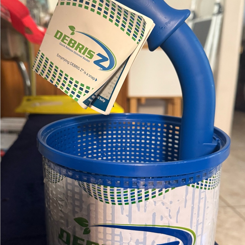 Debris Z Quick Release Skimmer Basket